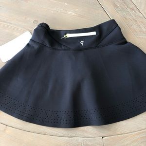 Ivivva skirt by lululemon size 10